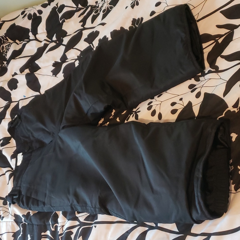 Children's place ski/snowboarding pants sz 5
